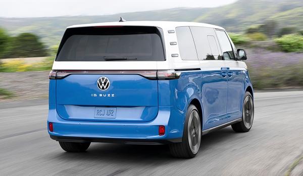 Удлиненный Volkswagen ID. Buzz: семь мест и новые опции