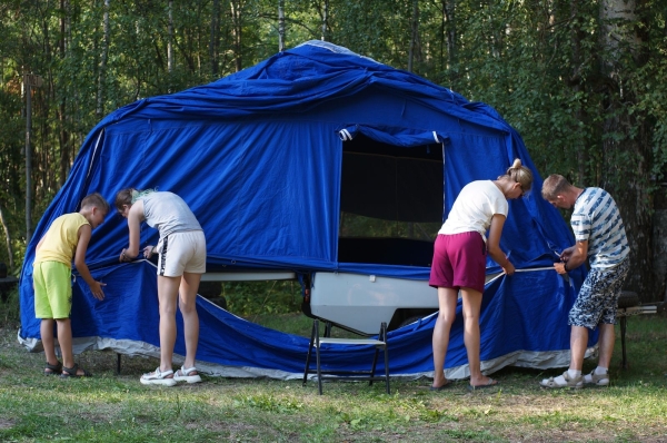 Как у президента: опыт владения туристическим прицепом-палаткой Скиф